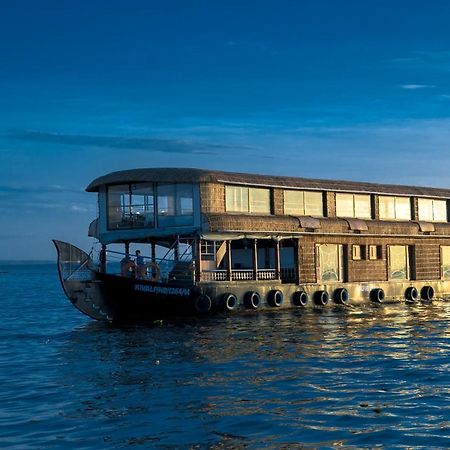Harmony Houseboats Hotel Alappuzha Eksteriør billede