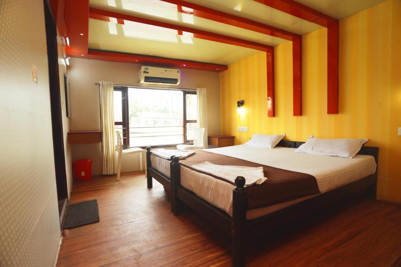 Harmony Houseboats Hotel Alappuzha Eksteriør billede